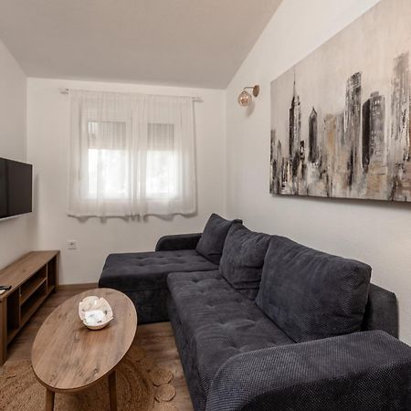 Olive Grove Apartment Bar Luaran gambar