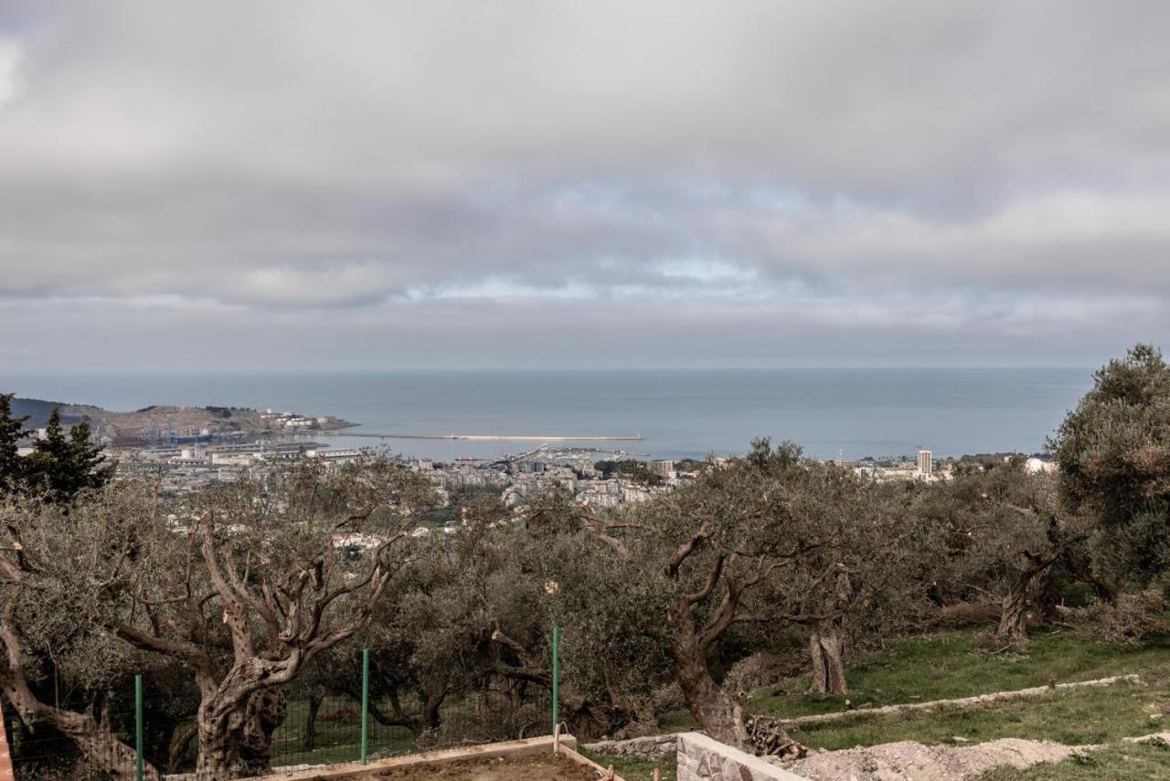 Olive Grove Apartment Bar Luaran gambar